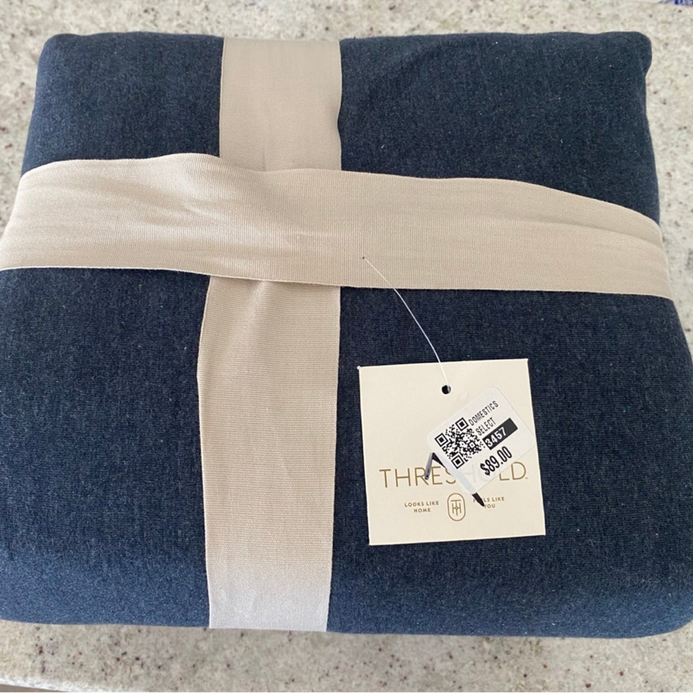 Threshold Duvet and sham set King